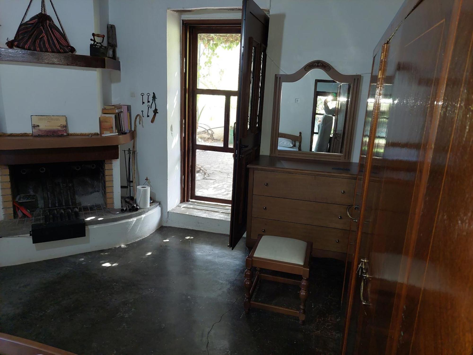 Sofiana'S Garden Retreat With Private Pool Apartment Dhrapanias Room photo